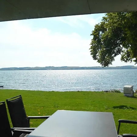 Apartment Auszeit Am - Mit Kamin Und Sauna Alt Reddevitz